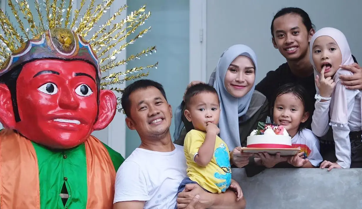 Zaskia Adya Mecca (Instagram/zaskiadyamecca)