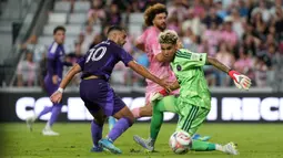 Namun, tiga gol tersebut secara mengejutkan mampu disamakan melalui hattrick Martin Ojeda (39', 68', 79' (P)). (AFP/Getty Images/Calvin Hernandez)