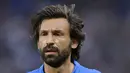 6. Andrea Pirlo - Mantan pemain AC Milan ini adalah salah satu Maestro sepakbola handal di dunia. Pemain ini terkenal cerdas, sehingga rekan setimnya sangat terbantu dengan irama yang diciptakan Andrea. (AFP/fabrice Coffrini)