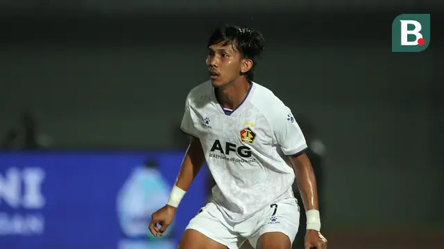 Pemain Persik Kediri Yusuf Meilana Fuad Burhani