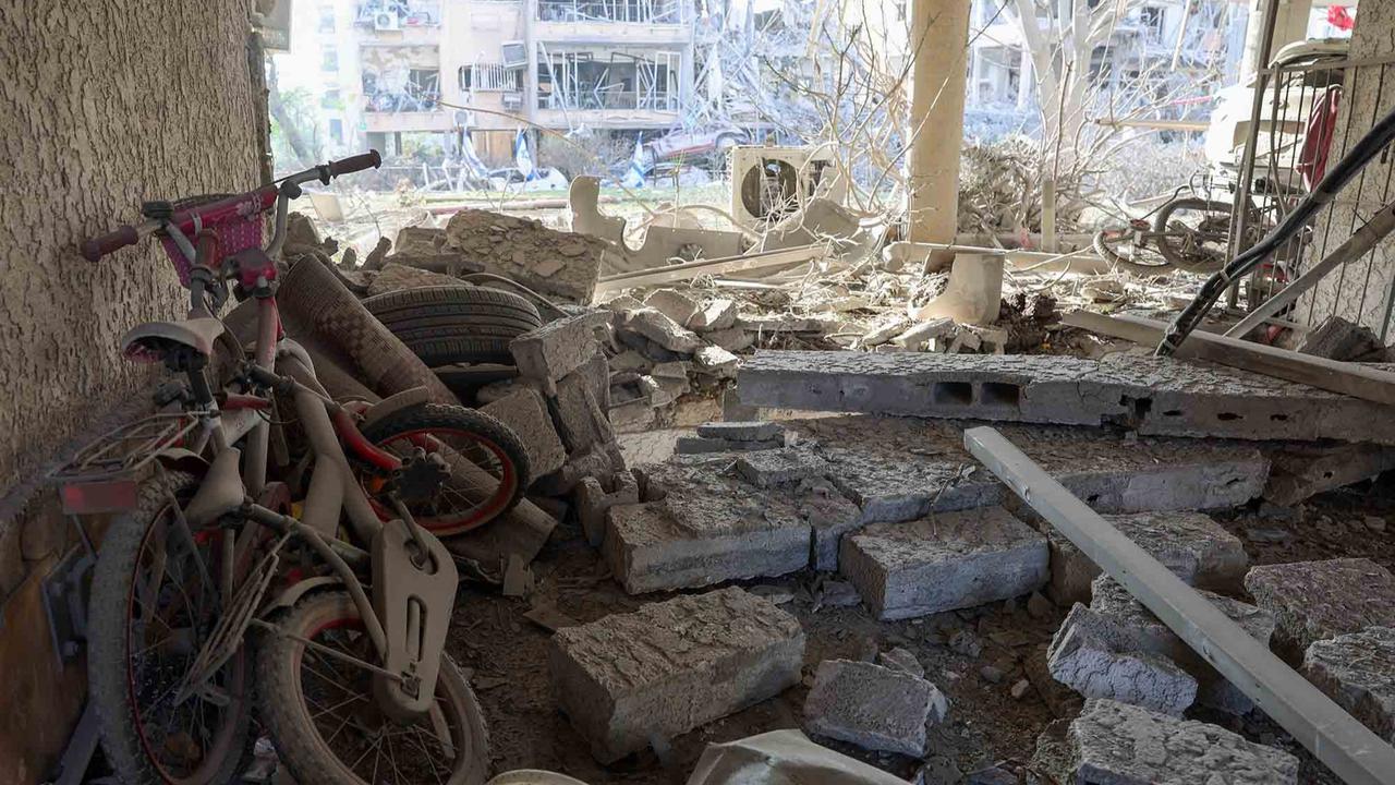 FOTO: Seperti di Kota Gaza, Begini Kondisi di Kota Rahmat Gan Israel Yang Hancur Lebur Dirudal Iran