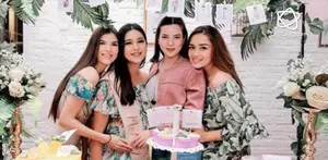 Nabila Syakieb baru saja mendapat kejutan dari sahabatnya yang mengadakan acara Baby Shower.