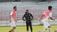 Pelatih PS TNI Dukung Madura United Mengalahkan Persebaya