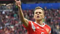 Gelandang Rusia, Denis Cheryshev, bahagia sekaligus tak menyangka mampu mencetak dua gol pada laga pembuka Piala Dunia 2018. (AFP/Francesco Leong)