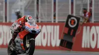 Pembalap Ducati Corse, Jorge Lorenzo beraksi pada balapan MotoGP Austin 2018. (JUAN MABROMATA / AFP)