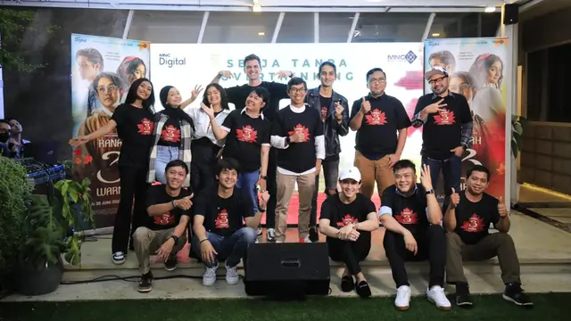Para pemain dan kru film Ranah 3 Warna