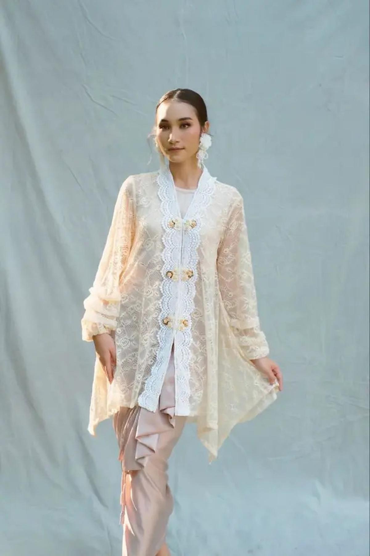 Inspirasi Baju Kurung dan Kebaya Pesona Tradisional, Busana Elegan dengan Sentuhan Modern