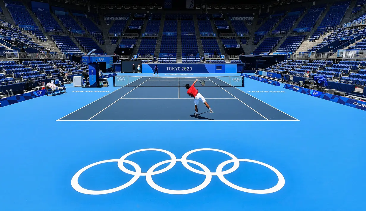 Ariake Tennis Park adalah salah satu fasilitas tenis utama di Jepang yang menampilkan lapangan tengah Ariake Coliseum dan dilengkapi dengan lapangan pertunjukan, lapangan dalam ruangan, dan lapangan luar ruangan. (Foto: AFP/Vincenzo Pinto)