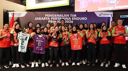 Skuad Jakarta Pertamina Enduro yang akan berlaga di kompetisi Proliga 2026 pada acara launching tim untuk kompetisi Proliga 2026 yang berlangsung di Enduro x Fastron Lounge, Gedung Oil Center, Thamrin, Jakarta Pusat pada Senin (05/01/2026).