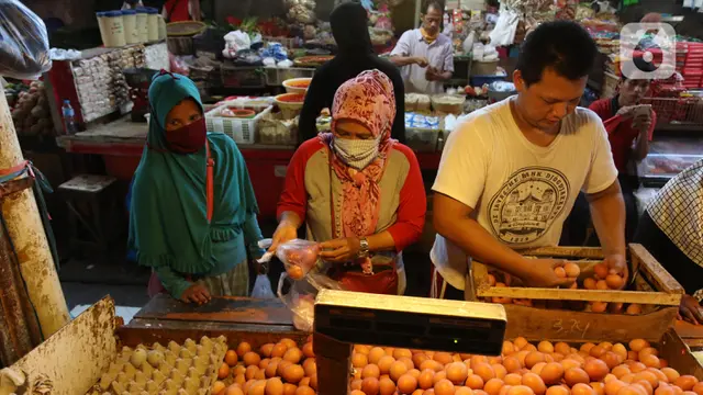 FOTO: Kenaikan Sejumlah Bahan Pokok Picu Laju Inflasi