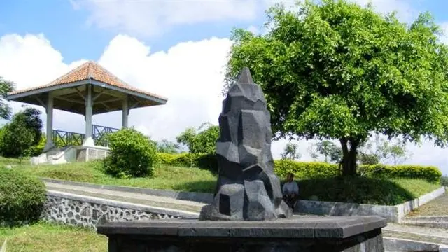 Monumen meteorit