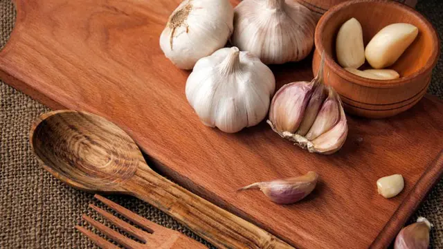 Manfaat bawang putih