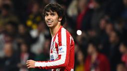 2. Joao Felix (Atletico Madrid) - Joao Felix bergabung dengan Atletico Madrid pada saat usianya 19 tahun. Atletico menggelontorkan dana hingga 113 juta poundsterling untuk Felix pada Juli 2019. (AFP/Gabriel Bouys)