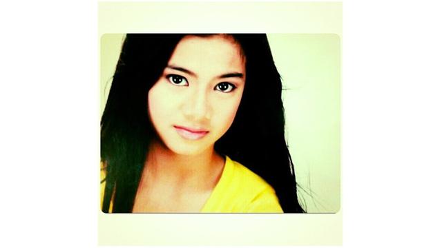 Felicya saat beranjak remaja, pesonanya memikat sejak muda.