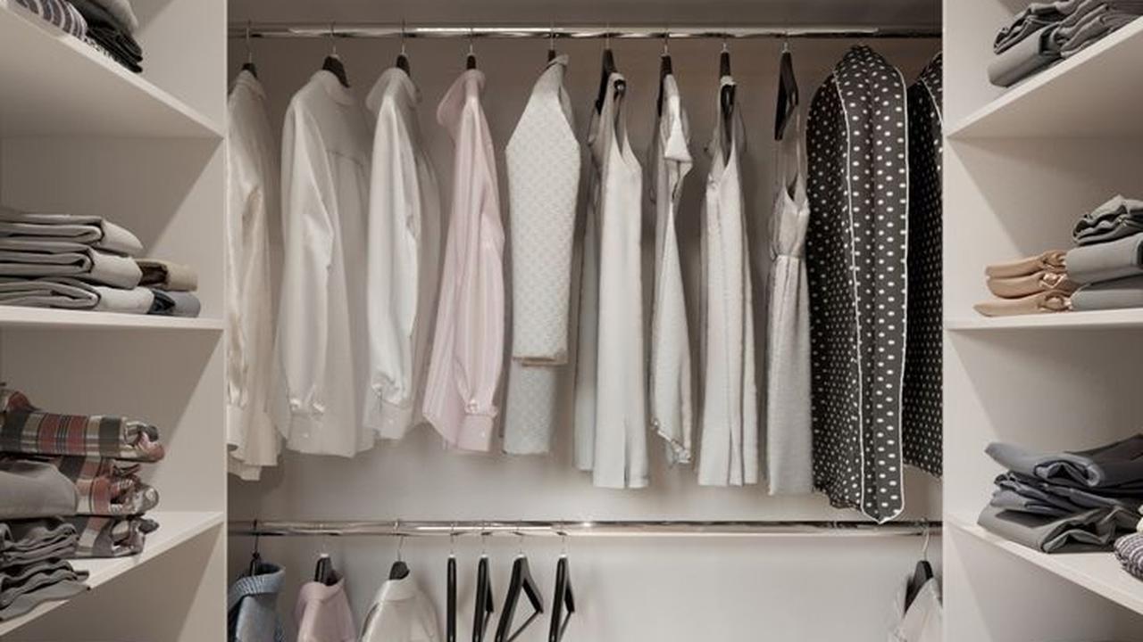 5 Desain Walking Closet Rumah Tipe 36 yang Bikin Rumah Lebih Stylish dan Fungsional!