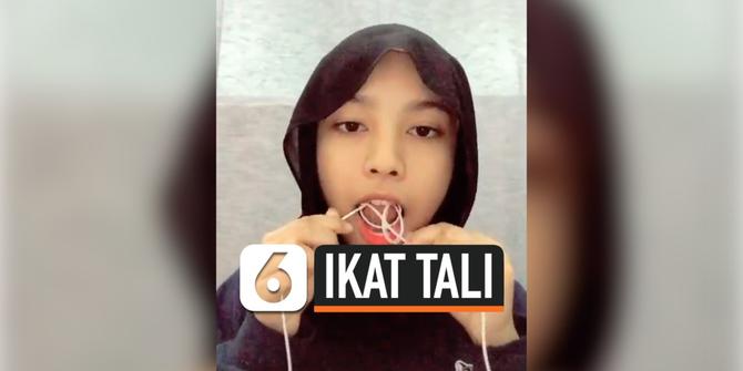 VIDEO : Unik, Wanita ini Ikat Tali dengan Lidah dan Giginya