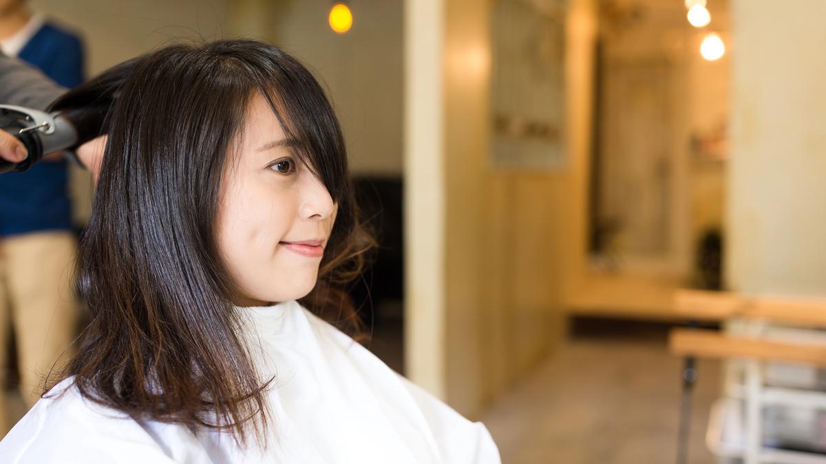 5 Zodiak yang Hobi Ganti Warna Rambut