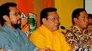 Agung Laksono meminta mahkamah partai untuk segera menyelesaikan sengketa kepengurusan Partai Golkar antara kubu Munas Ancol dan kubu Munas Bali sesuai perintah PN Jakpus, Jakarta, Rabu (4/2/2015).  (Liputan6.com/Johan Tallo)