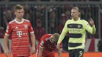 Striker Man City, Erling Haaland merayakan gol yang dicetaknya ke gawang Bayern Munchen pada leg kedua semifinal Liga Champions 2022/2023, Kamis (20/4/2023) dini hari WIB. (AP Photo/Matthias Schrader)