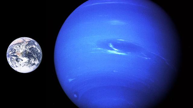 Perbandingan Bumi dan Planet Neptunus