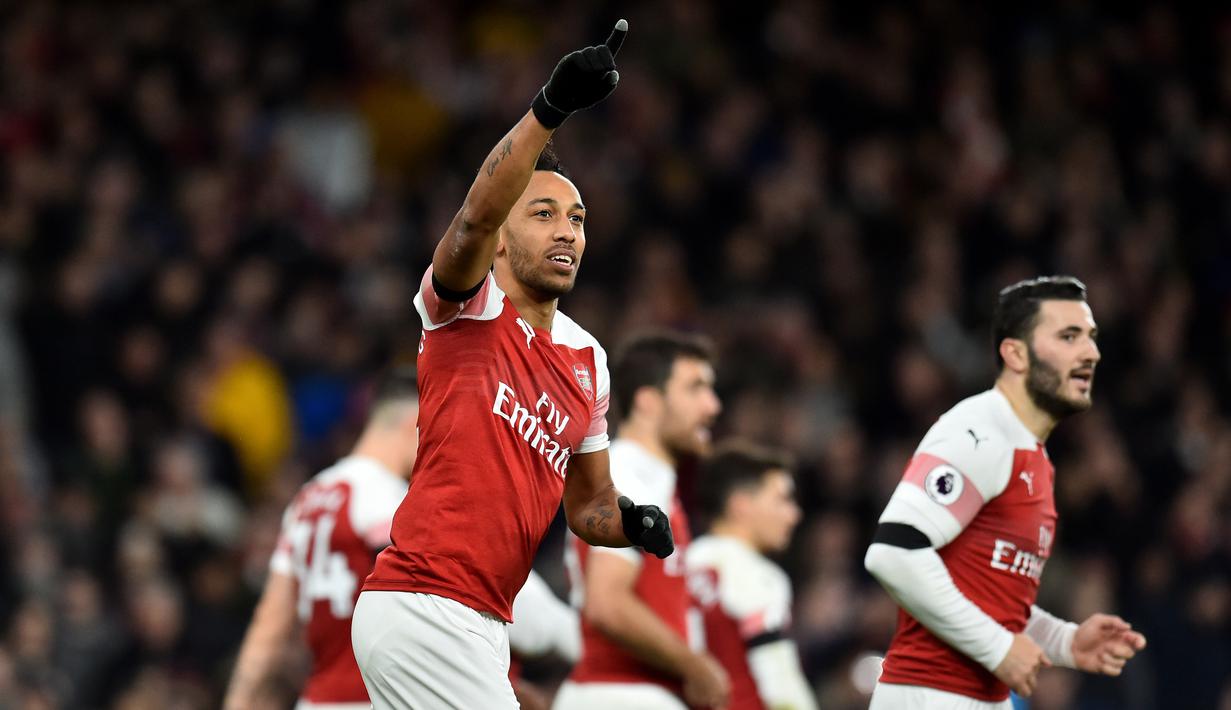 3. Pierre-Emerick Aubameyang (Arsenal) – 14 gol dan 3 assist (AFP/Glyn Kirk)