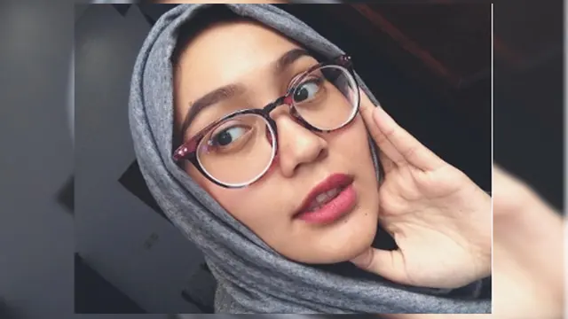 Zahra Khairunnisa, Sosok Cantik Pacar Ario Kiswinar