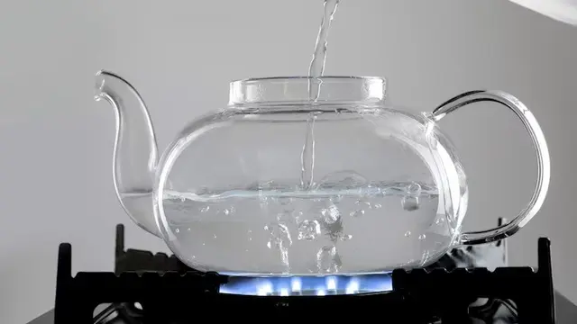 Merebus air lebih banyak dari yang diperlukan adalah pemborosan