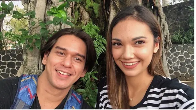 Haico Van Der Veken dan Rangga Azof terpilih jadi dua pemeran utamanya. Keduanya pun terlihat kompak saat sedang tidak syuting.
