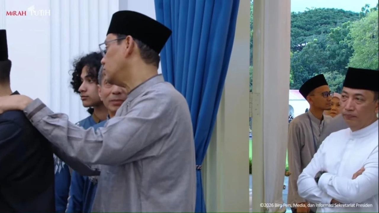 Potret Antrean Open House Prabowo di Istana, Menkeu Purbaya Sampai Pegang Pundak dan Kapolri Sigit Bersedekap