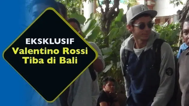Video eksklusif Valentino Rossi telah tiba di bandara Ngurah Rai, Bali, pada Senin (25/1/2016) pukul 17.00 WITA.
