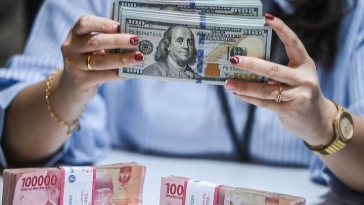 Makin Anjlok di Rp16.309, Rupiah Diramal Makin Bakal Susah Menguat