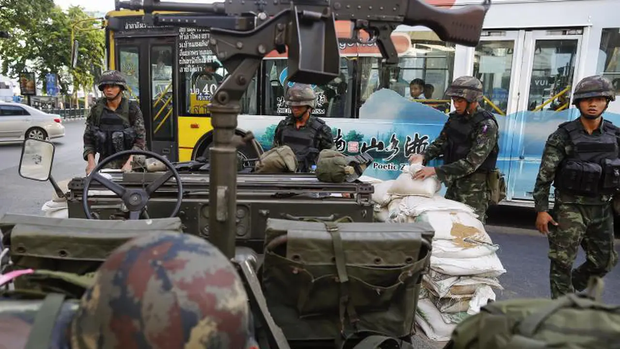 Thailand Darurat Militer, 10 Stasiun Televisi Ditutup