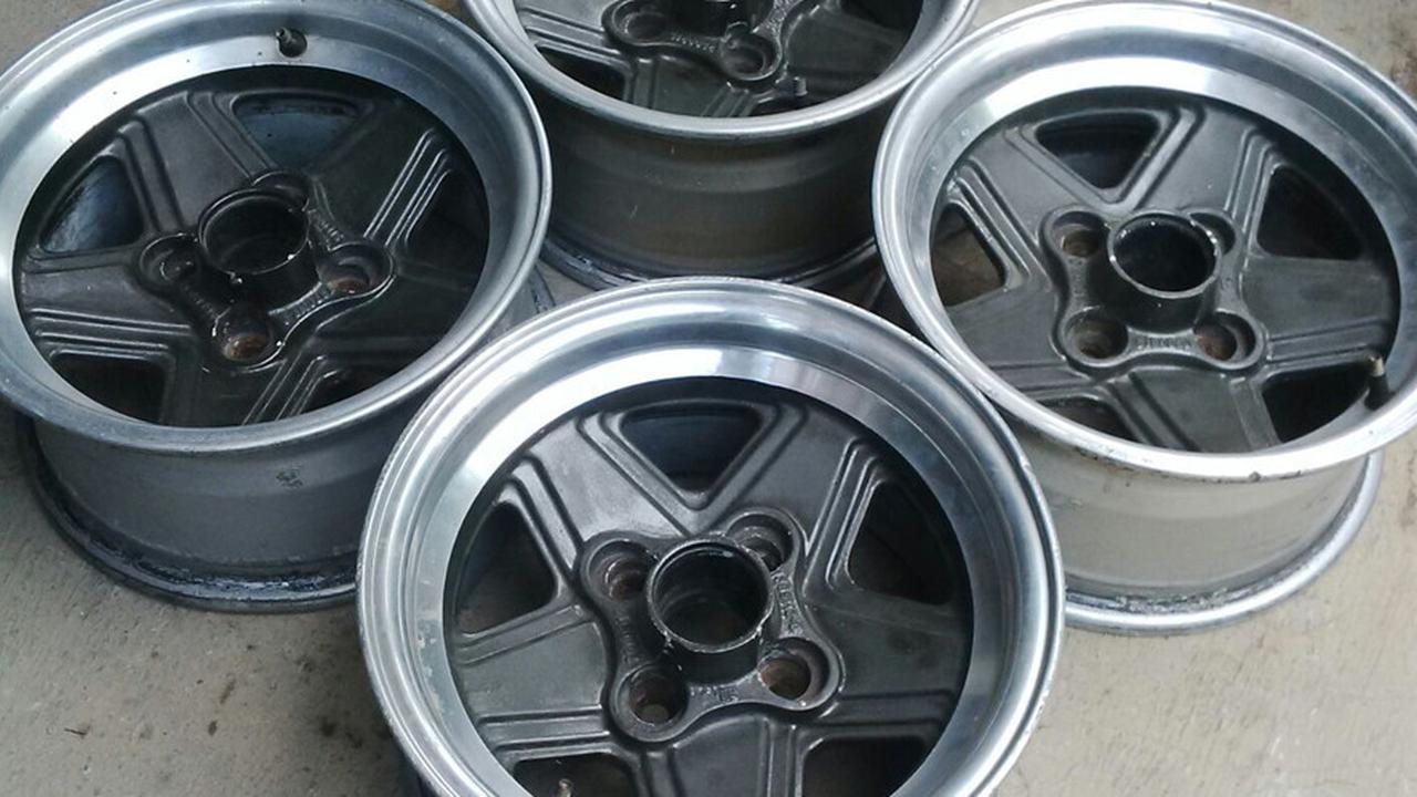 Cerdas Pilih Velg Mobil, Lihat Besar PCD