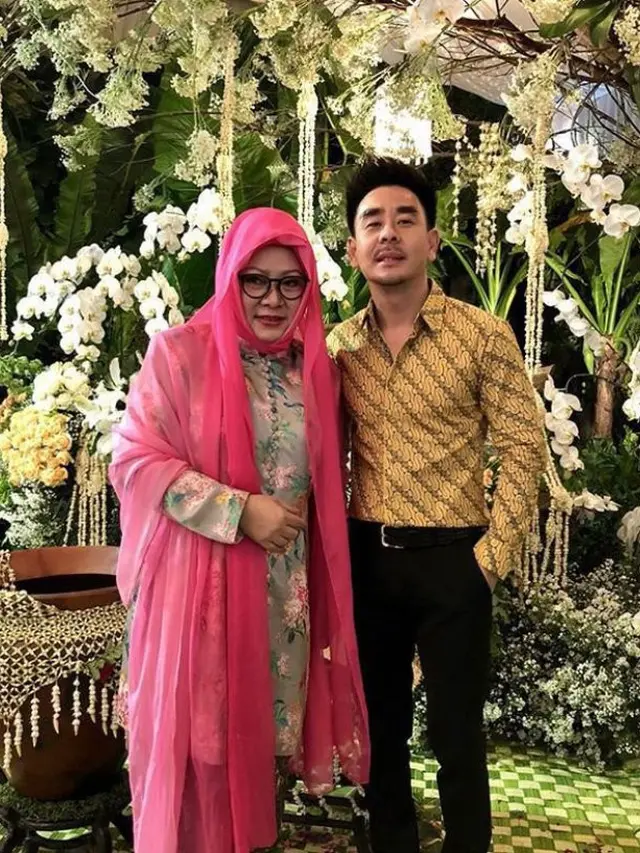 Siraman Sekar Rukmana (Hak Cipta: instagram.com/robbyray_yohannesbridal)