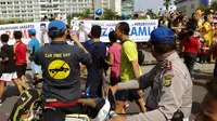 Satpol PP Kecolongan 'Kampanye' Relawan Rizal Ramli di CFD?