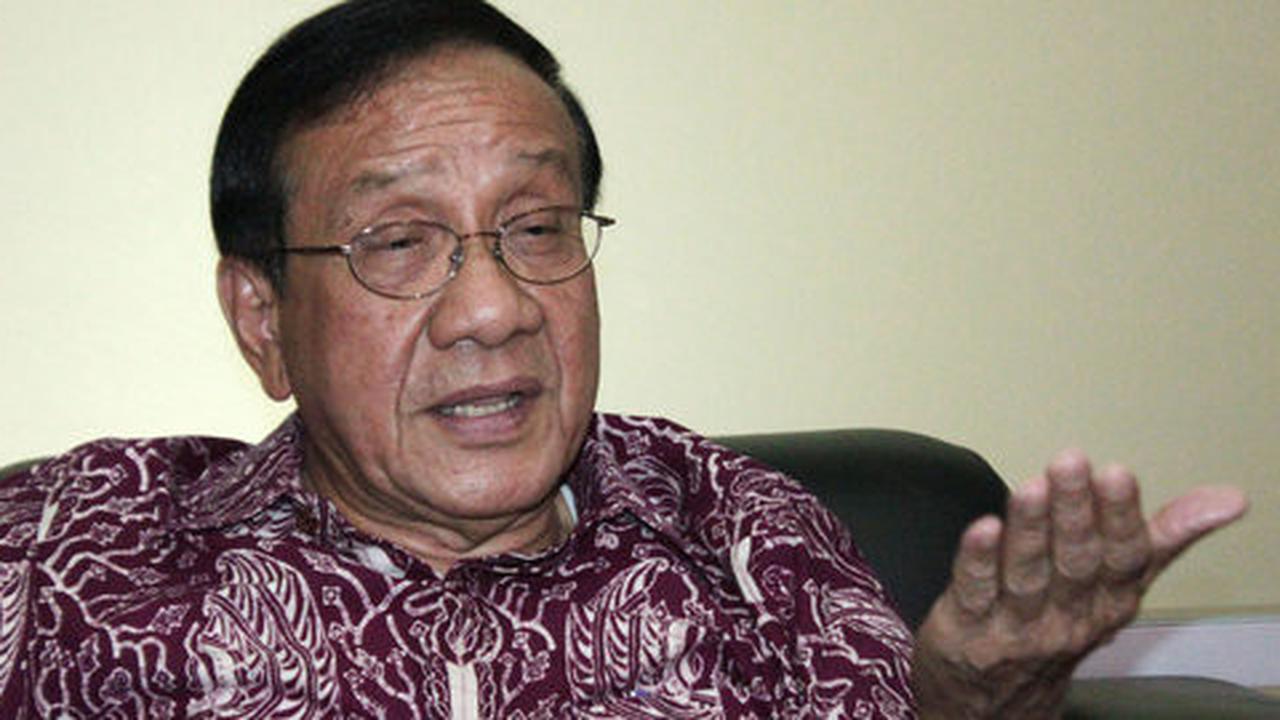 Akbar Tandjung gembira kubu Agung dan Ical akrab buka puasa bersama