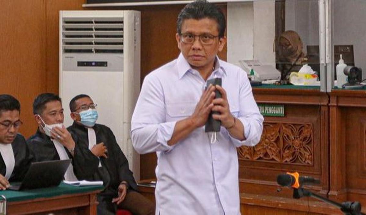 Hakim Mahkamah Agung meringankan hukuman terdakwa pembunuhan berencana Brigadir Nofriansyah Yosua Hutabarat Ferdy Sambo.