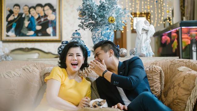 Desiree Tarigan dan Hotma Sitompul. (Foto: Instagram @bams_1606)