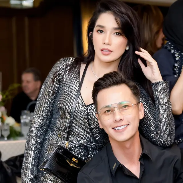 Ussy Sulistiawaty ditemani Andhika Pratama (Instagram/ussypratama)