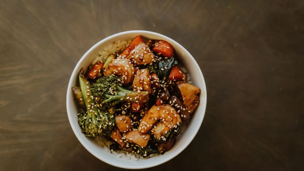 Inspirasi Menu Nabati untuk Makan Siang hingga Malam