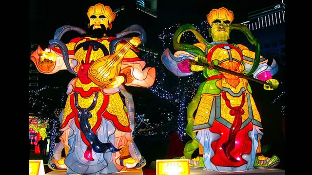 (c) shuflies.blogspot.com