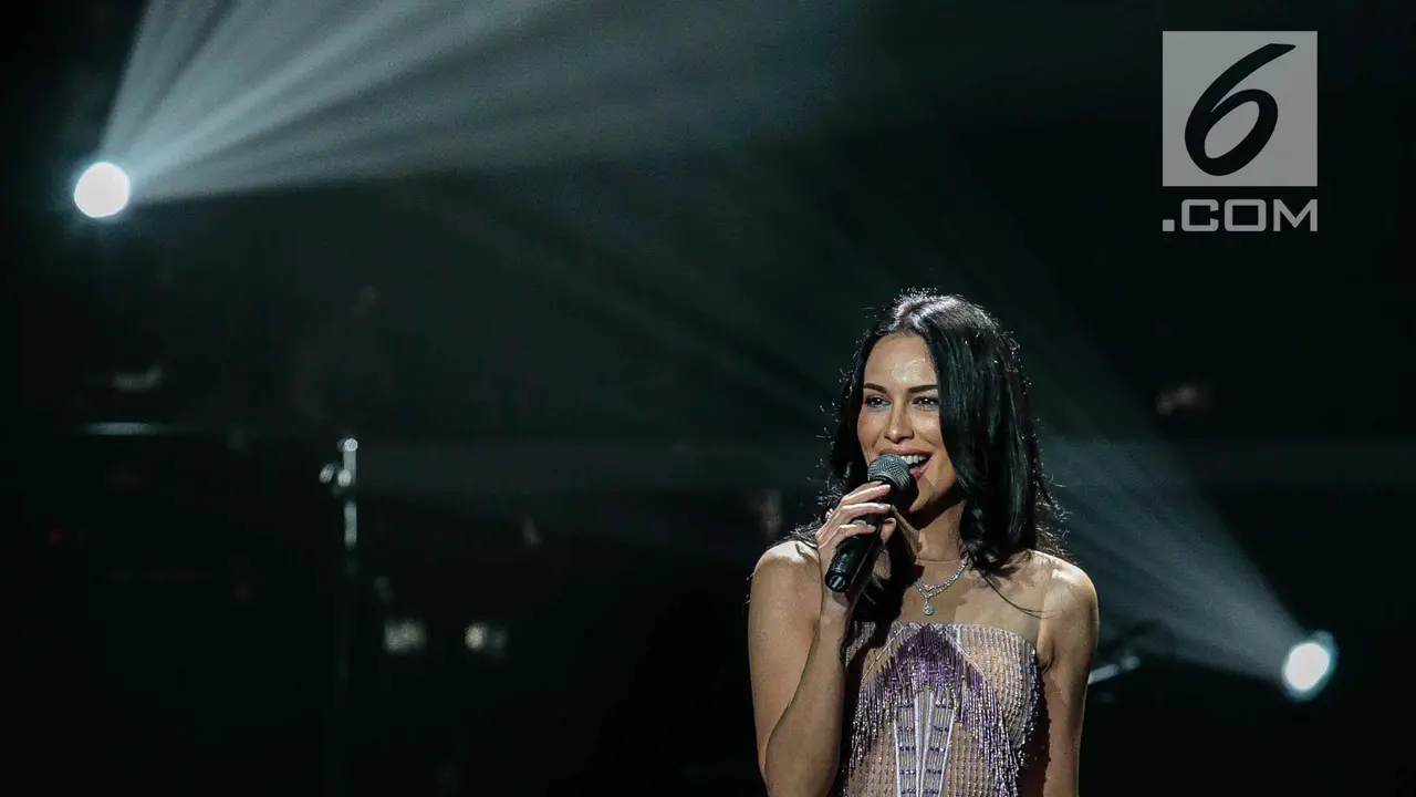 Sophia Latjuba Kolaborasi Bareng Slank