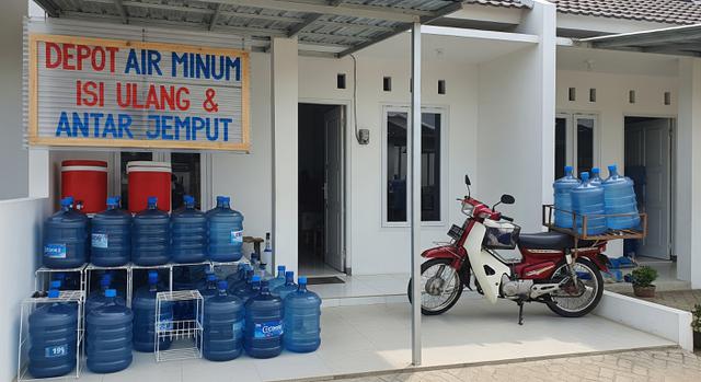 3. Depot Air Minum Isi Ulang