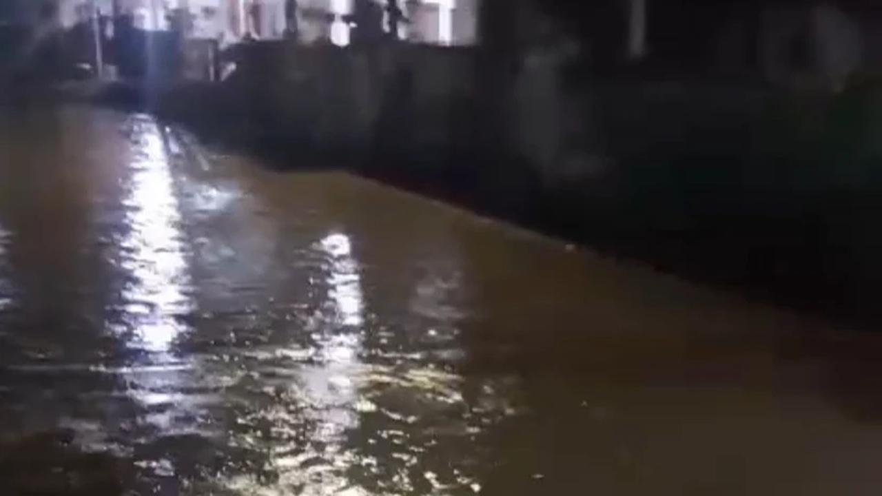 Hujan Deras Guyur Bandar Lampung, Sejumlah Kecamatan Terendam Banjir