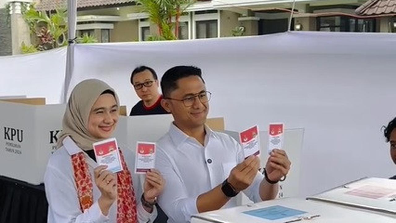Sonya Fatmala Dampingi Hengky Kurniawan Nyoblos, Ajak Warga Bandung Barat Gunakan Hak Pilih