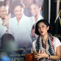 Aktris cantik Dian Sastro kembali hadir di dunia perfilman layar lebar. Kali ini Dian dipercaya oleh sang sutradara, Hanung Bramantyo untuk memerankan karakter R A Kartini. Terus belajar, Dian punya sosok yang menginspirasinya. (Nurwahyunan/Bintang.com)