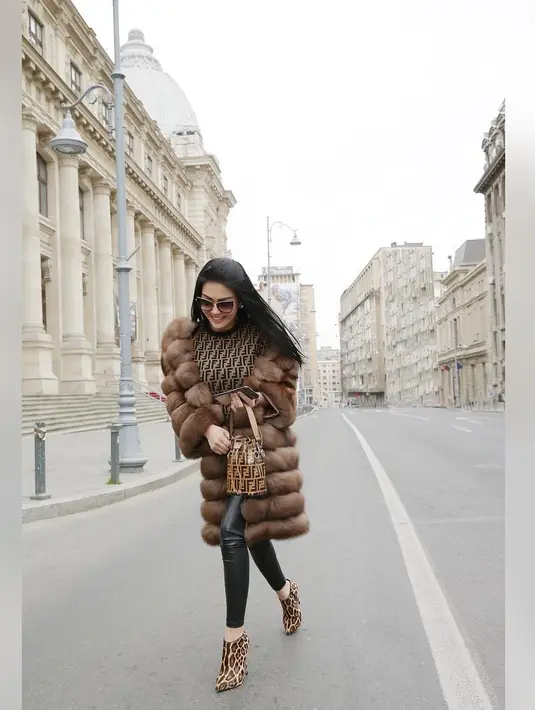 (Instagram/princessyahrini)