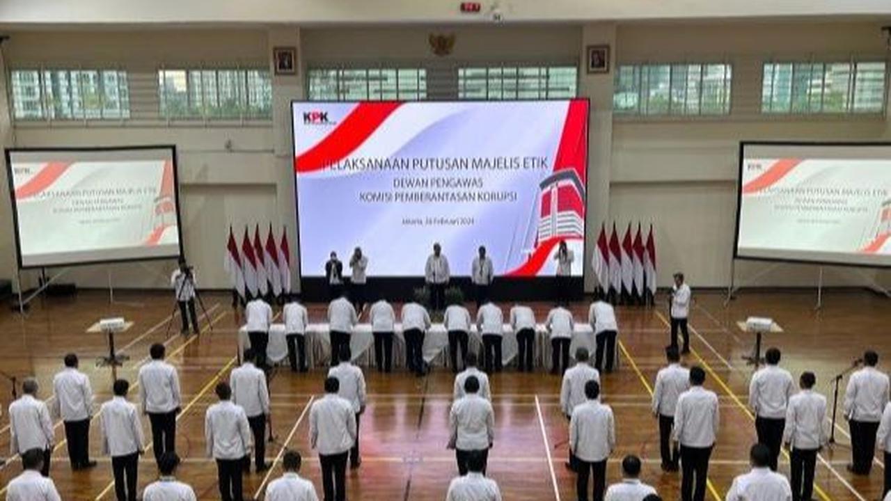 Nawawi mengatakan, sebagian dari 78 orang pegawai tersebut juga telah ditindak.