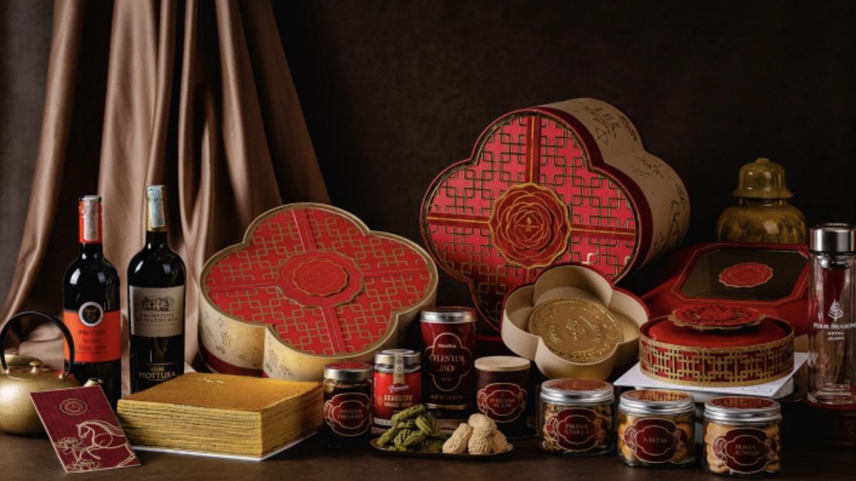 Sambut Datangnya Tahun Kuda Api, Four Season Jakarta Siapkan Paket Hadiah Menarik