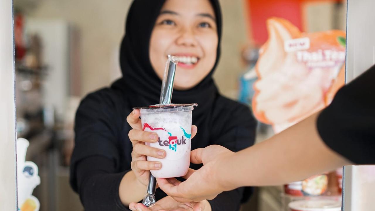 Gerainya di Mana-Mana, Karyawan Teguk Cuma Ada 4 Orang